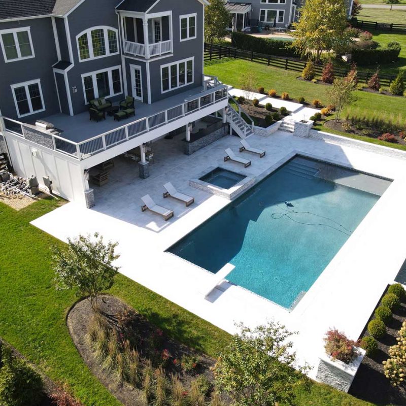 dellCore Contracting | Services | Pools